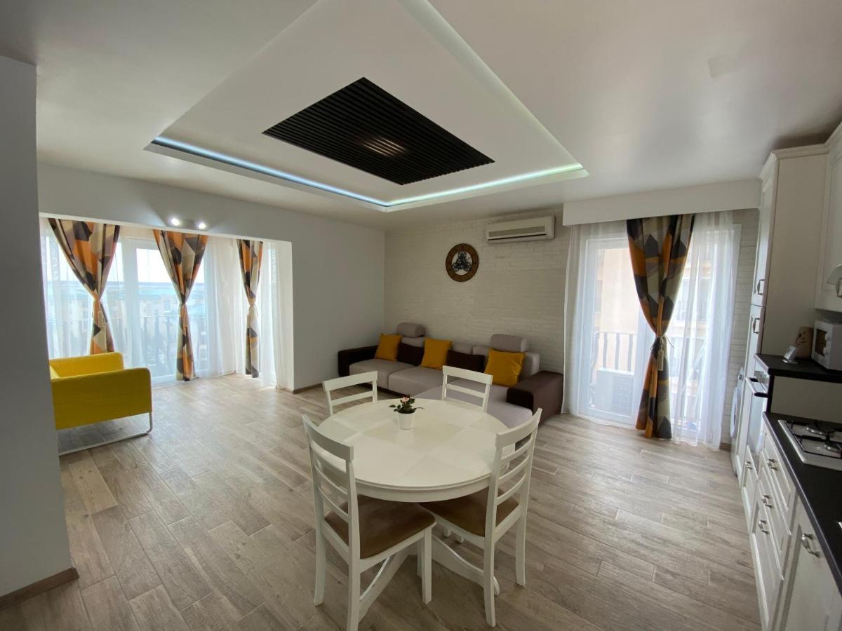 Stefanestii de Jos Sunny Deluxe Apartment Cosmopolis מראה חיצוני תמונה