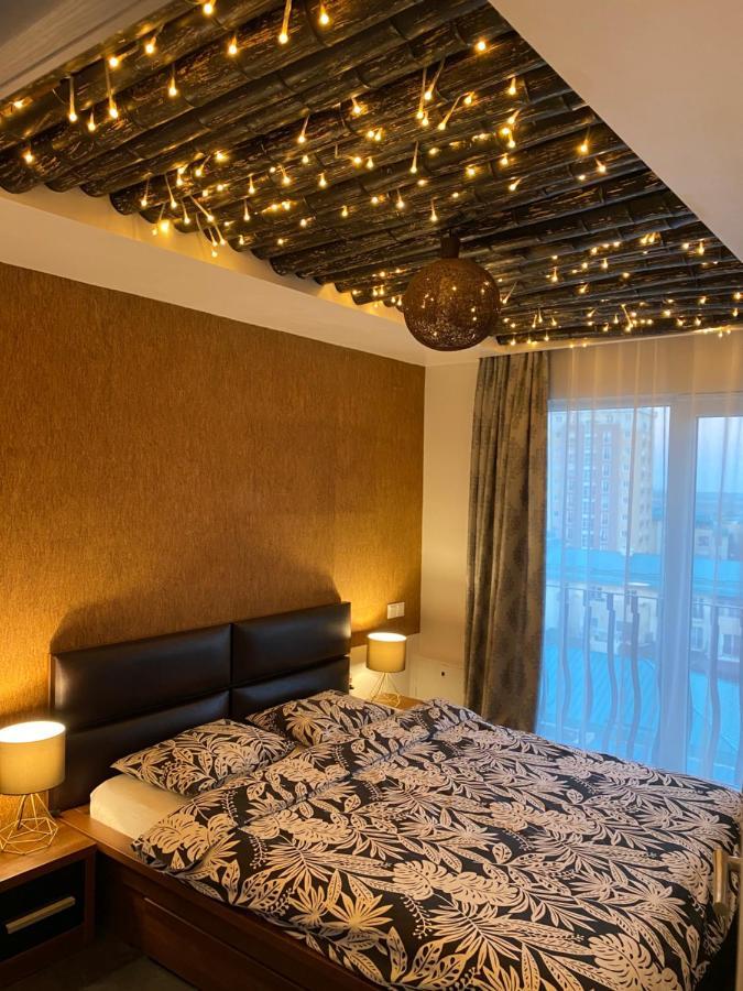Stefanestii de Jos Sunny Deluxe Apartment Cosmopolis מראה חיצוני תמונה